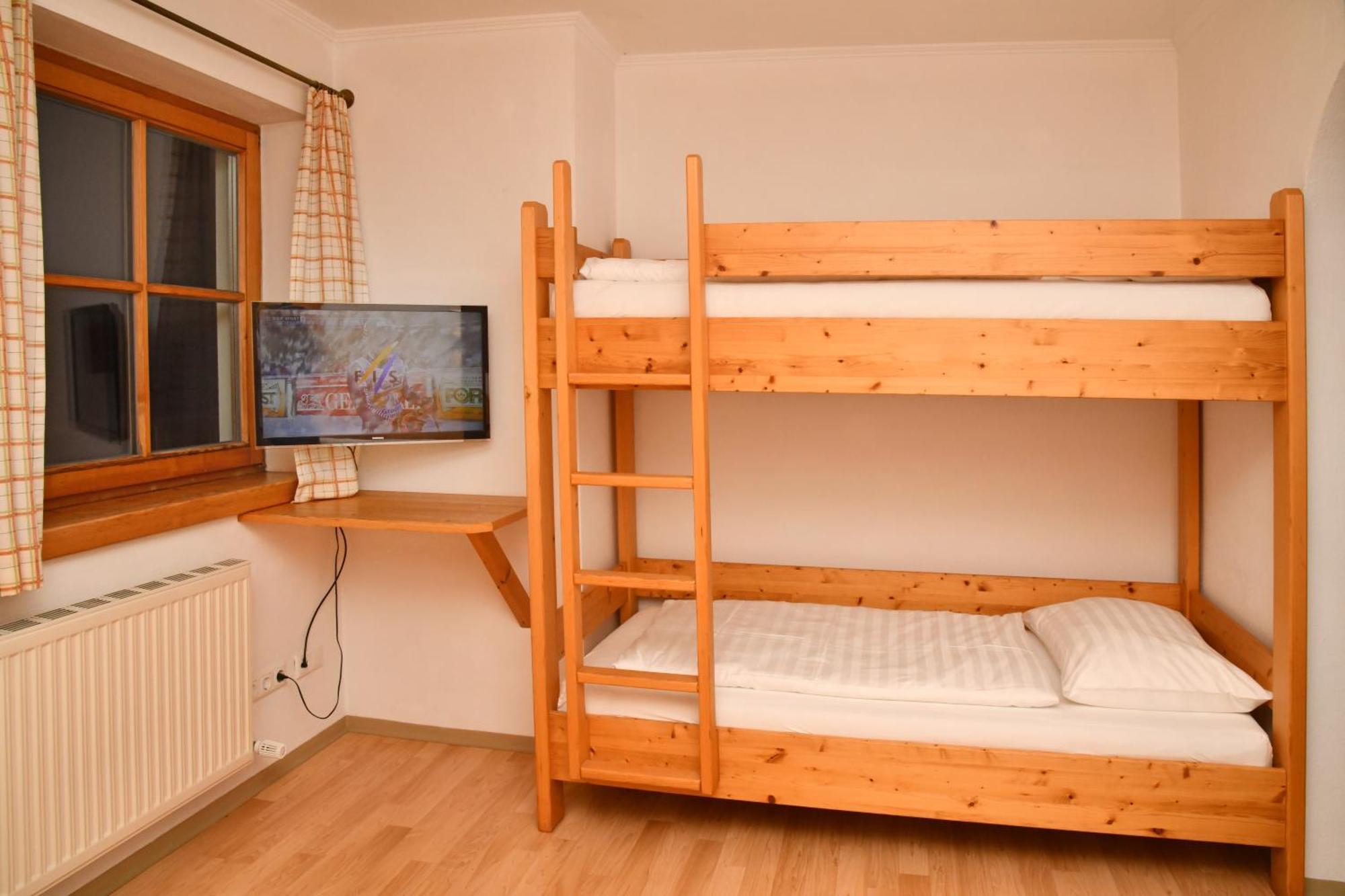 Appartements Neben Der Gondelbahn - Haus Sued بريكسن ام تاله المظهر الخارجي الصورة